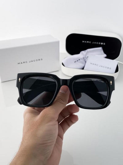MARC JACOBS BLACK 11 26