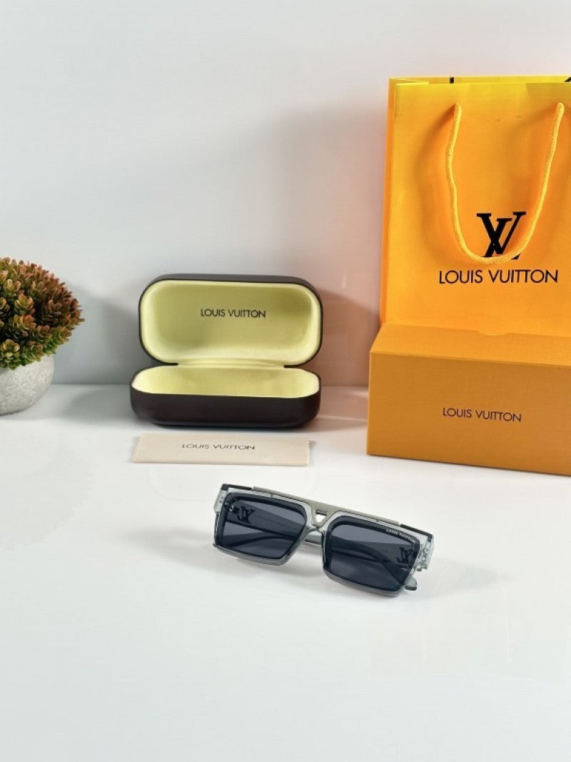 Louis Vuitton 1984 Grey