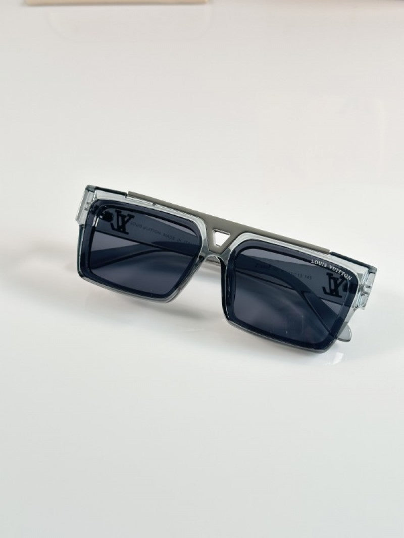 Louis Vuitton 1984 Grey